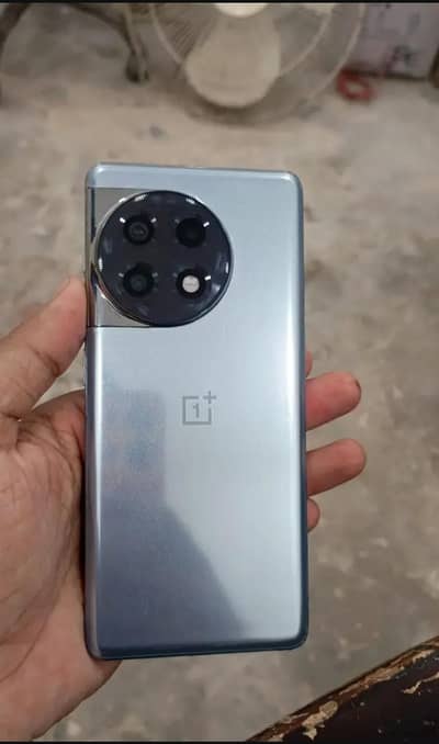 One Plus 11R with Mega Bundle Ultimate Gaming And Power Package.