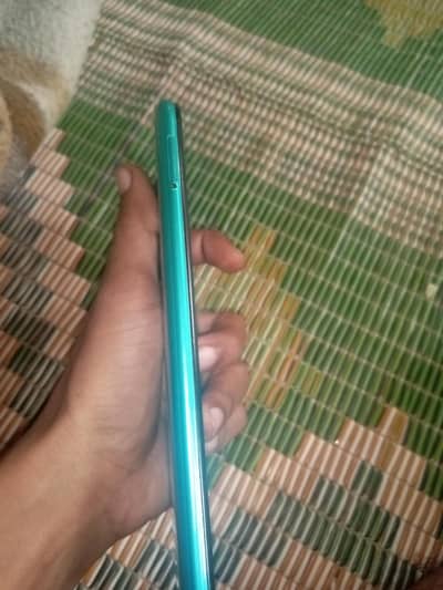 Infinix hot 12  play 4/64 better AH 6000