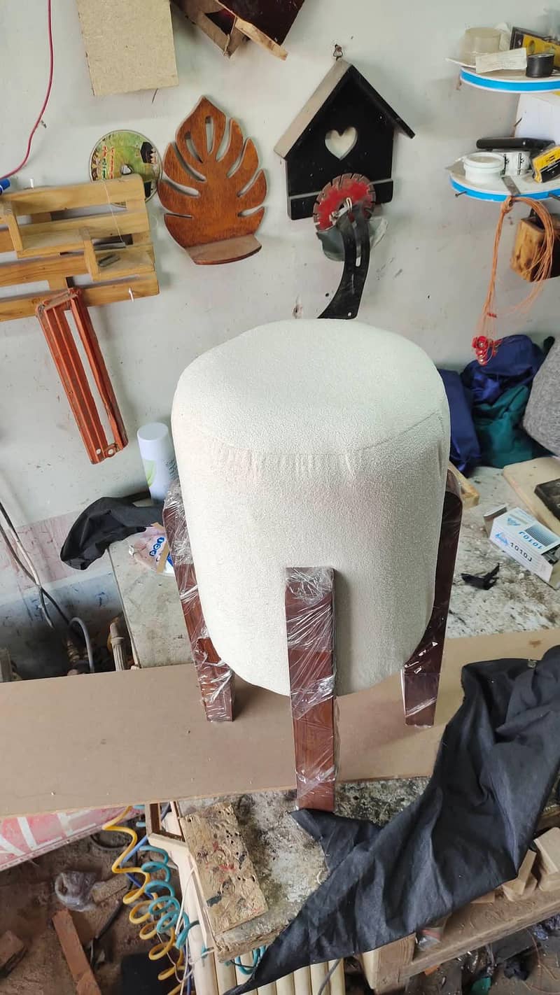 comfortable stool 0