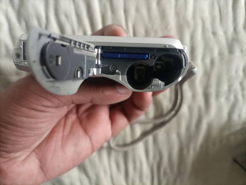 Digital Camera 4