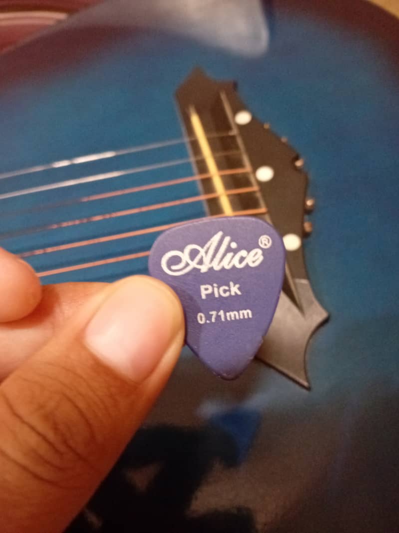 Guitar 7