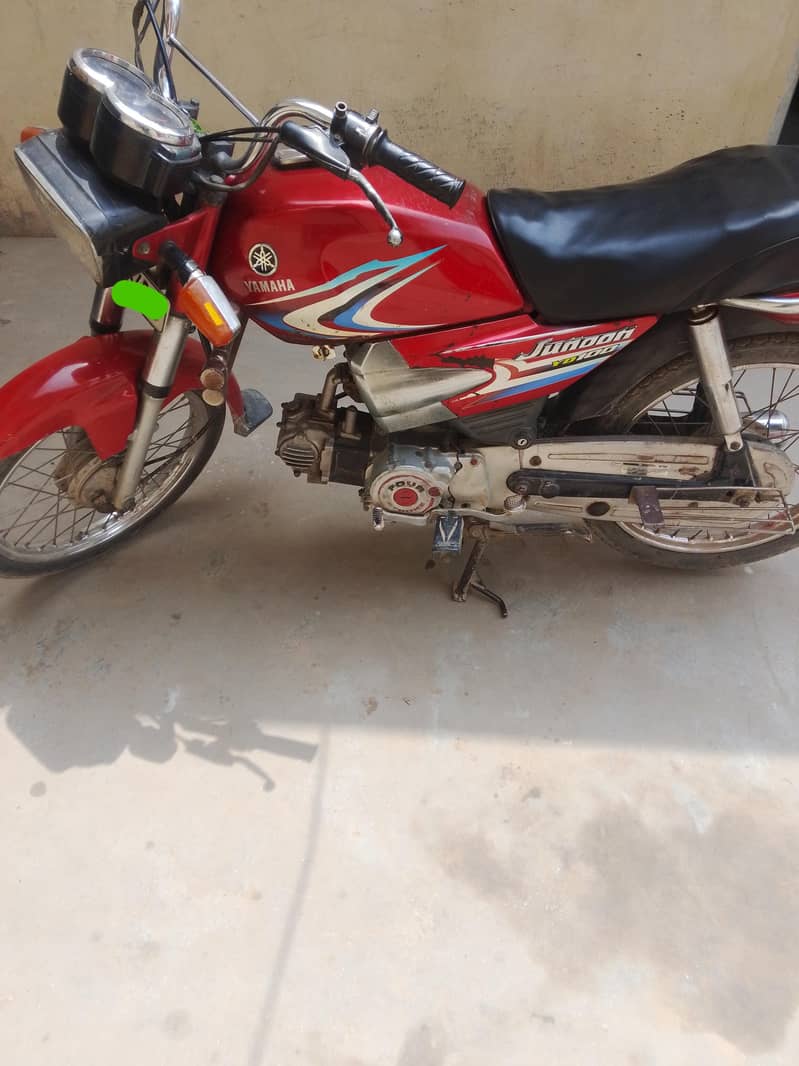 Yamaha Junoon 5