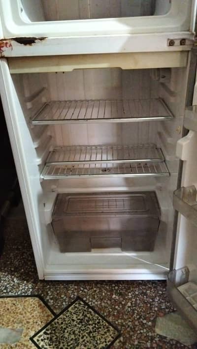 refrigerator small size