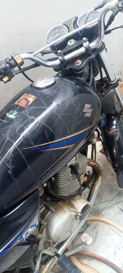 Suzuki GS 150 2020