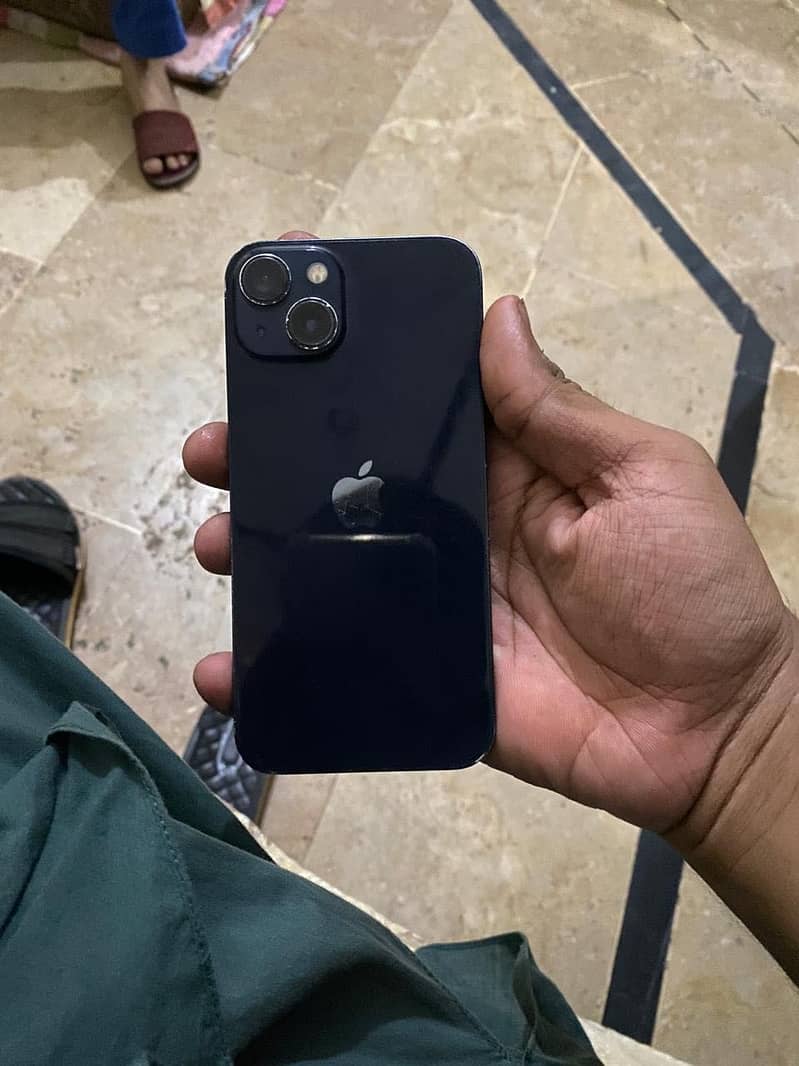 IPhone 13 1