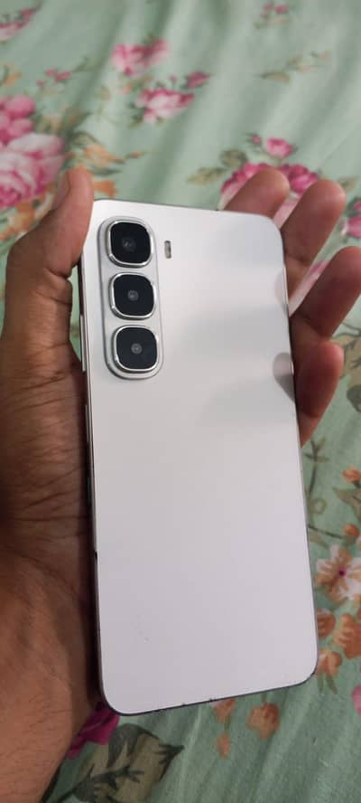 INFINIX HOT 60I