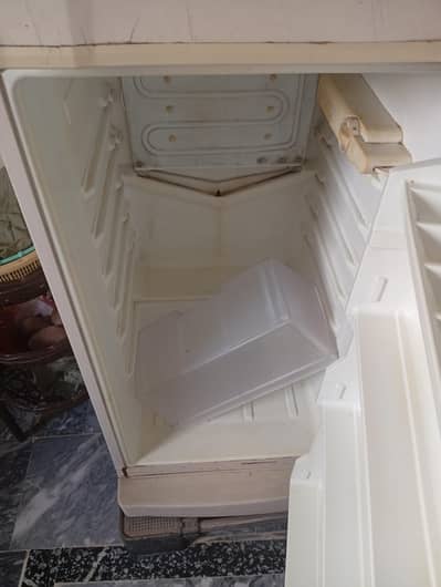 Refrigerator for sale