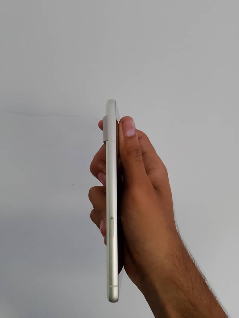 Google Pixel 7 3