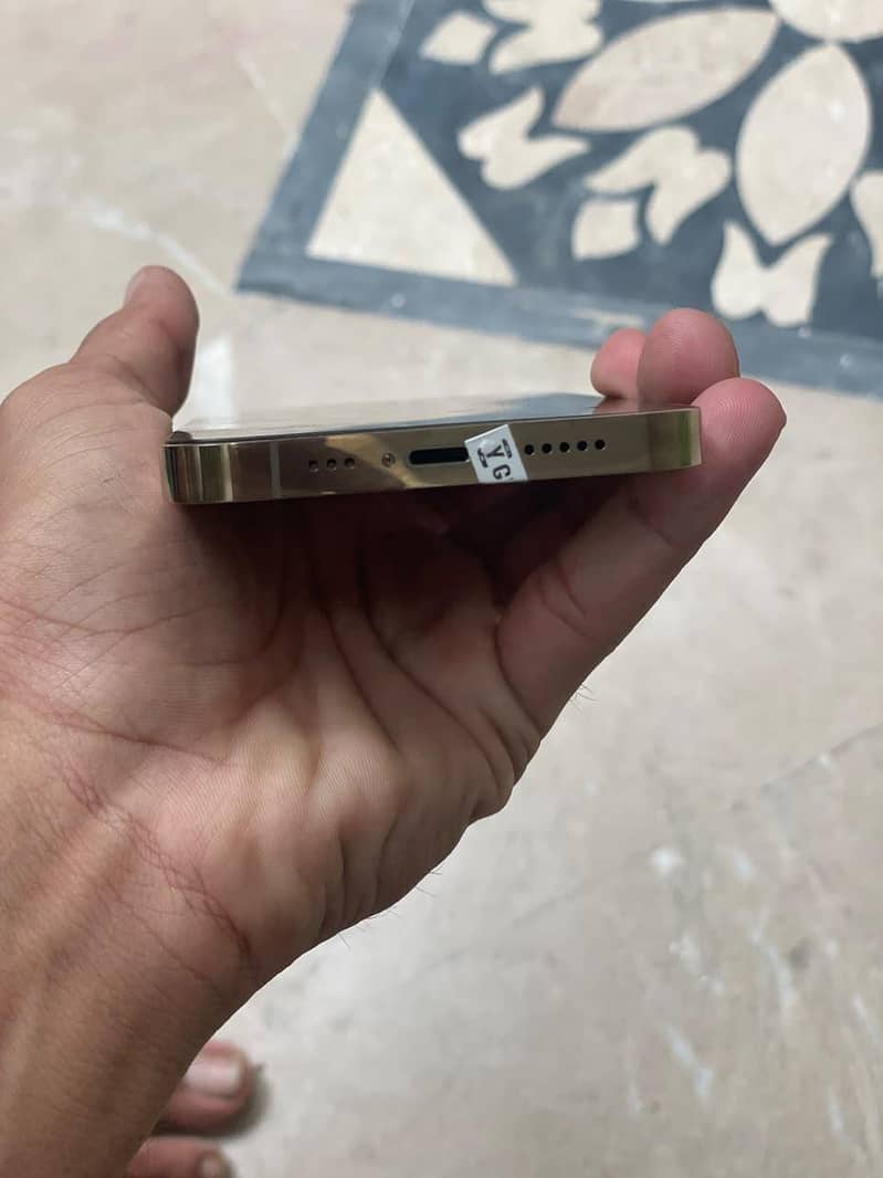 IPHONE 13 PRO 5