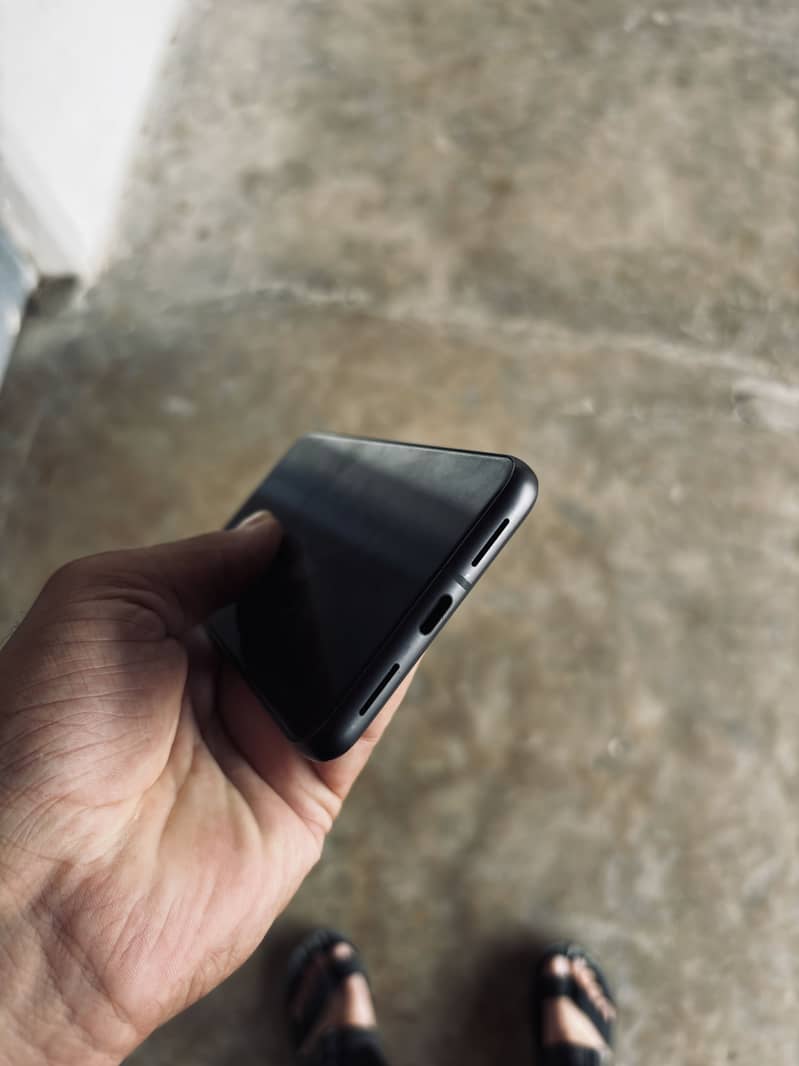 Google Pixel 8 3