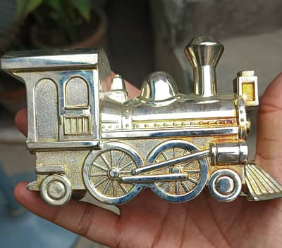 Home Decore Items. . ( Different Price's. For Detail WhatsApp )