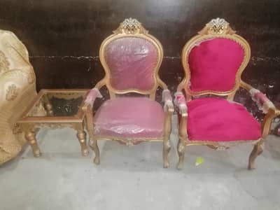 2 bedroom chair and 1table condition new not use