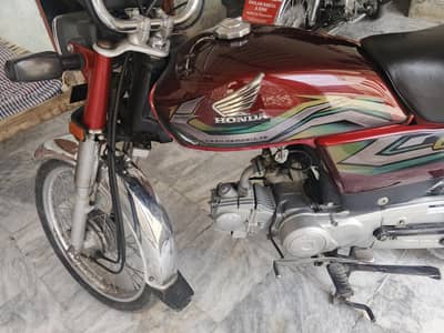 Honda CD 70 lush and genwain condition 2023 model . . . . .