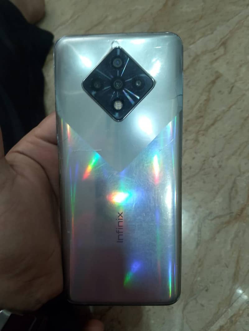 Infinix Zero 8 4
