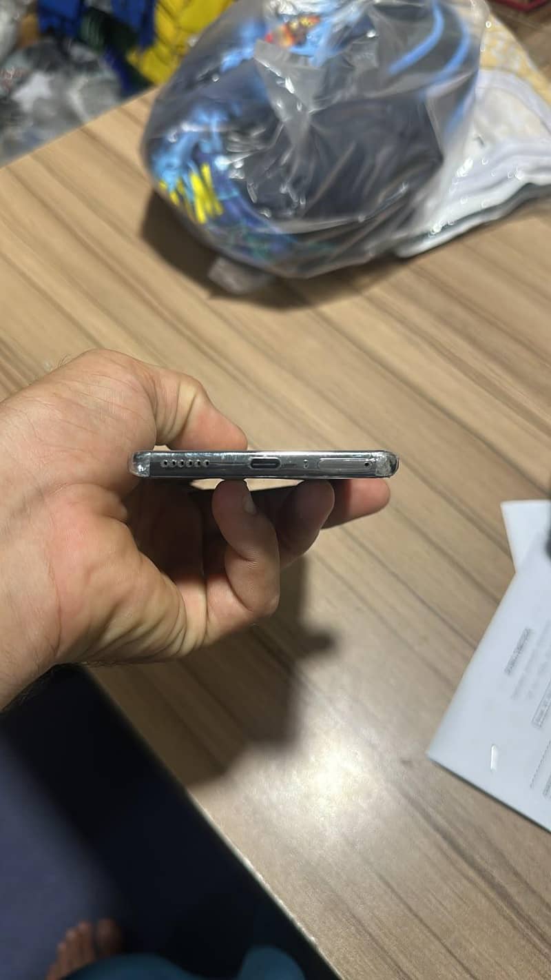 Tecno CAMON 40 Pro 1
