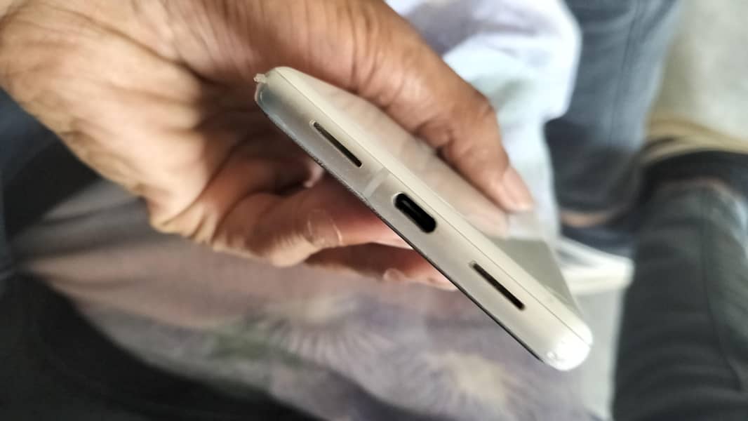 Google Pixel 7 3