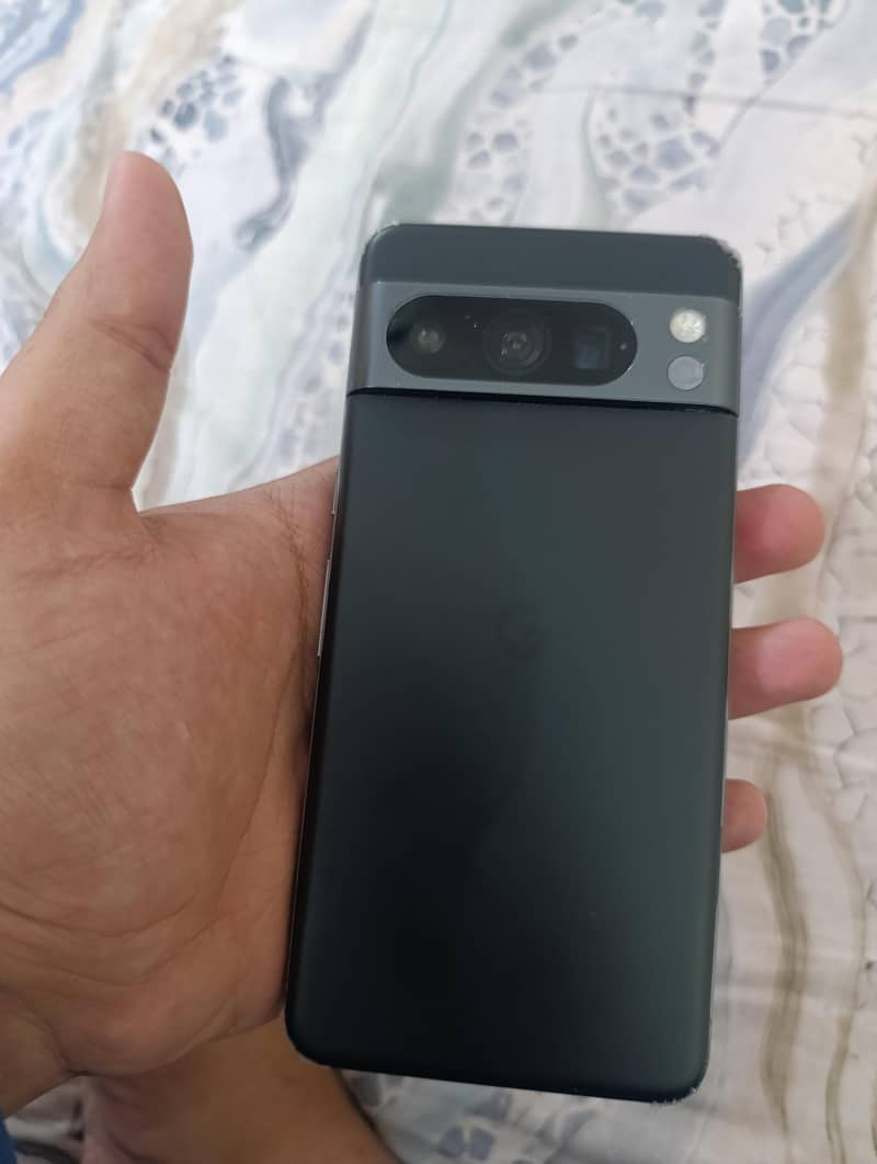 Google pixel 8 pro 3