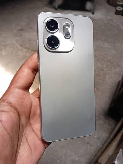 sell my Infinix smart 9 HD I Good condition with original charger