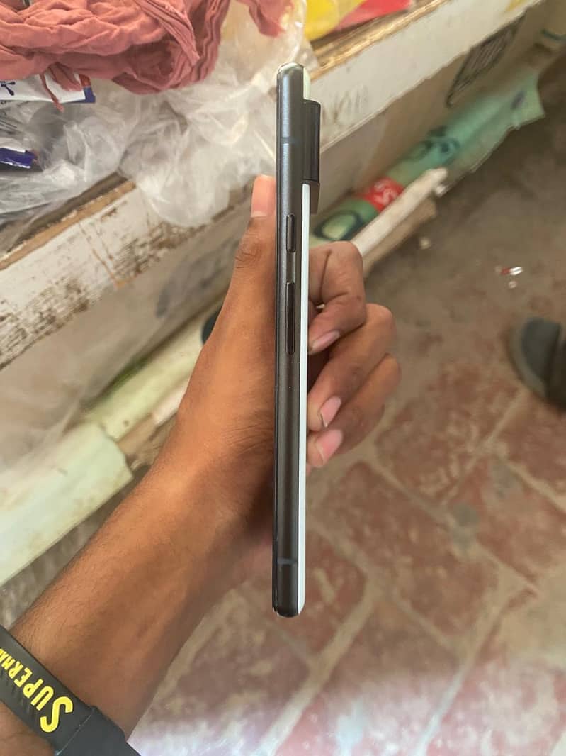 Google Pixel 6 3
