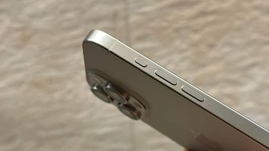 Apple iPhone 15 Pro Max JV