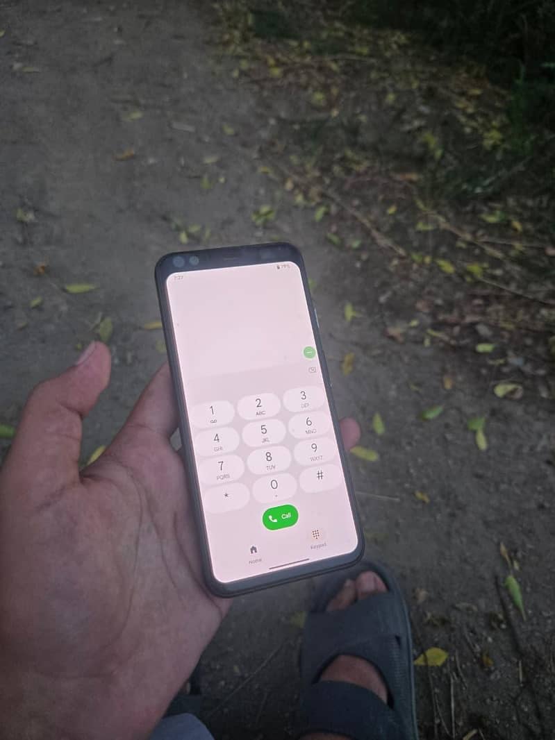 Google Pixel 4 3