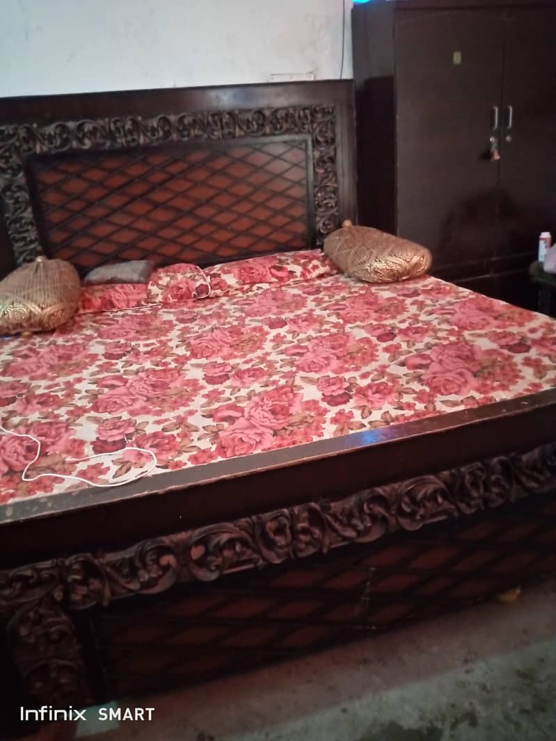 bed Almari 2