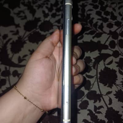 iPhone 11 PTA Approved For Sal