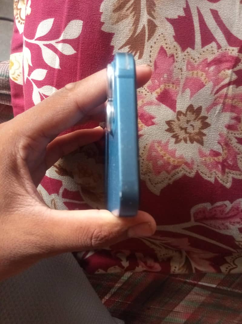 iphone 13 4