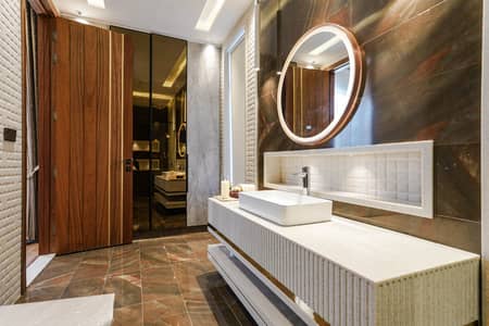 Luxury at Every Corner | 1 Kanal Modern Residence with Grand Entrance