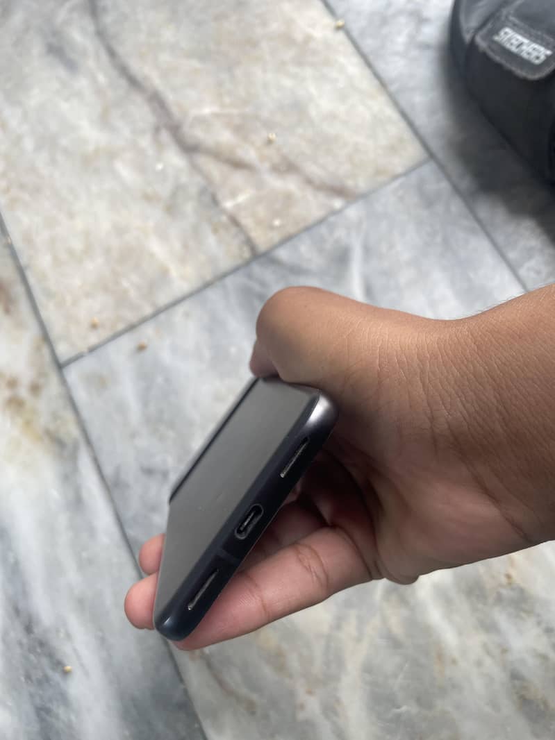 Google Pixel 8a 1