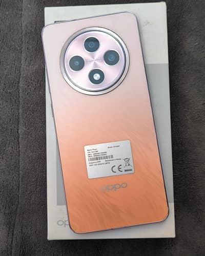 OPPO Reno 12F
