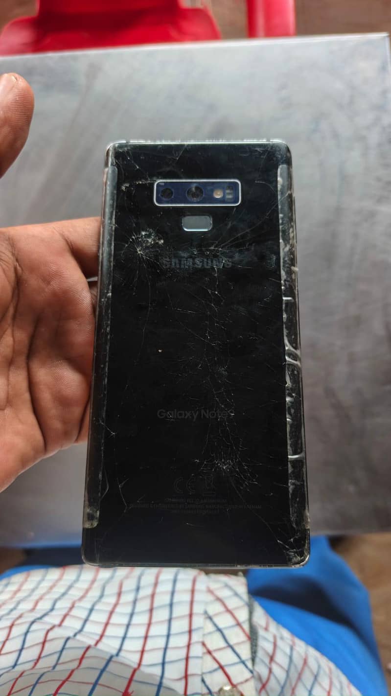Samsung Mobile Note 9 1