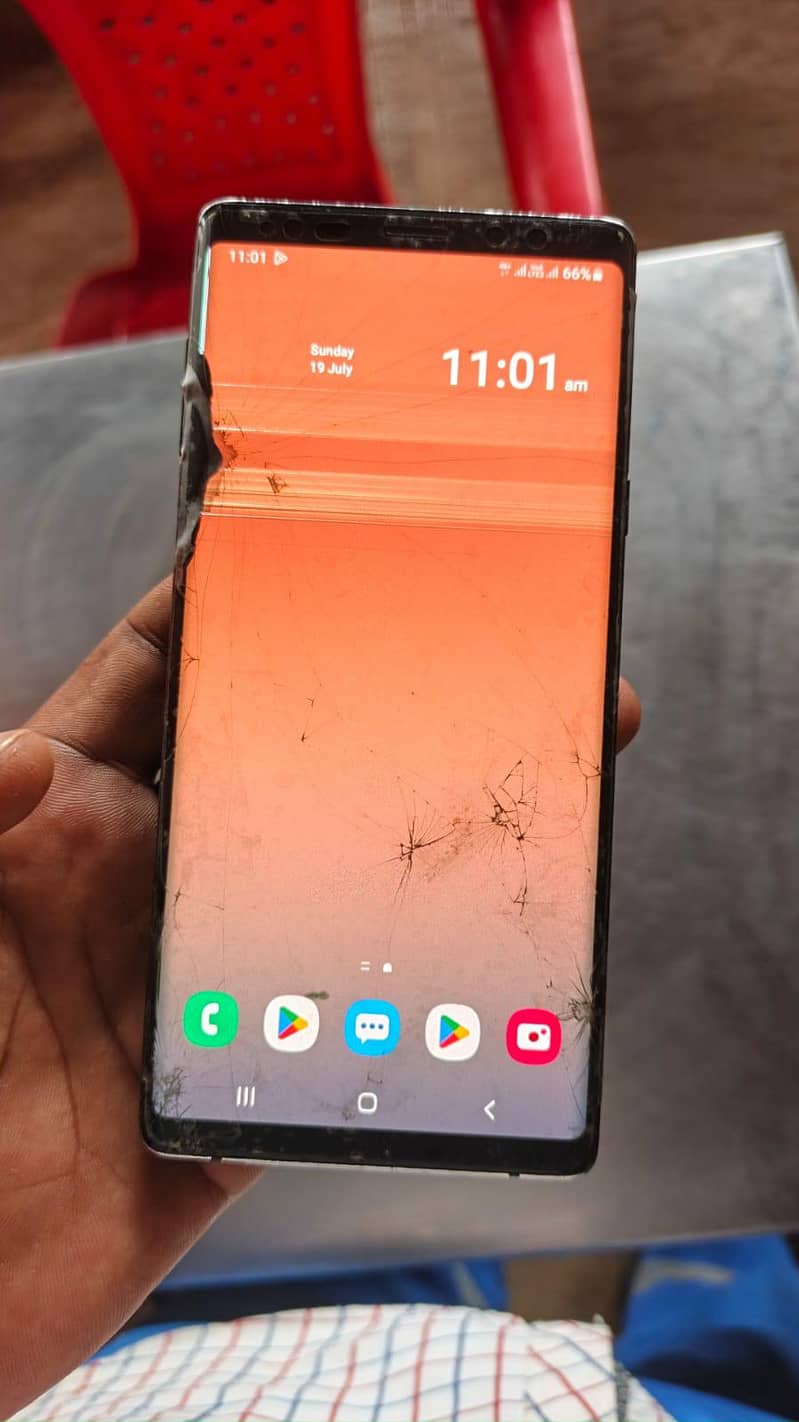 Samsung Mobile Note 9 6