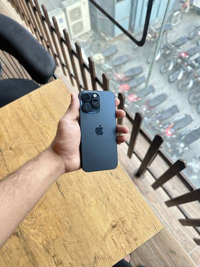 Apple iPhone 15 Pro Max