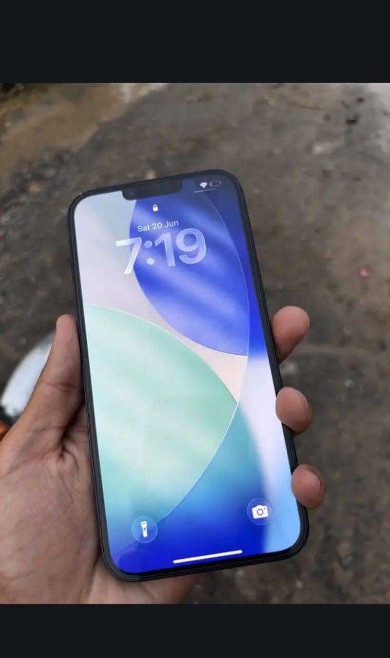 Apple iPhone 14 plus 3