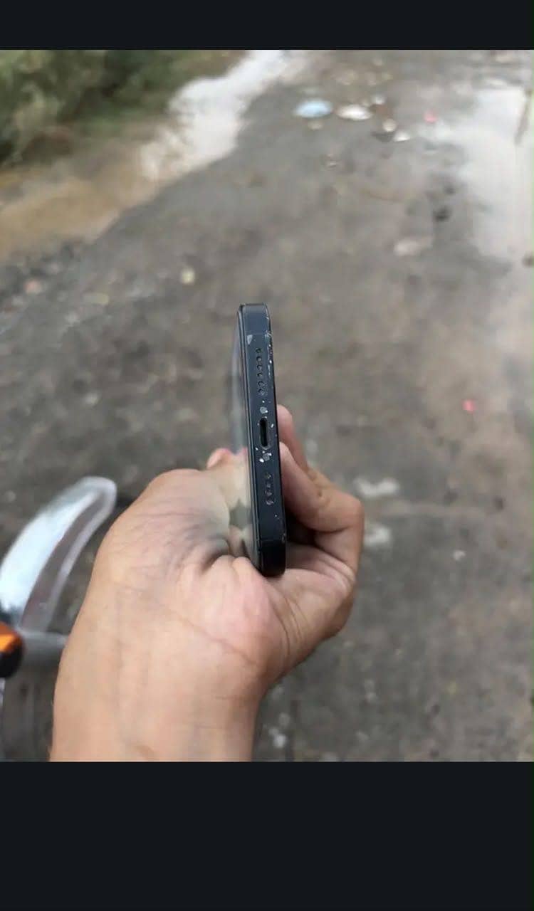Apple iPhone 14 plus 4