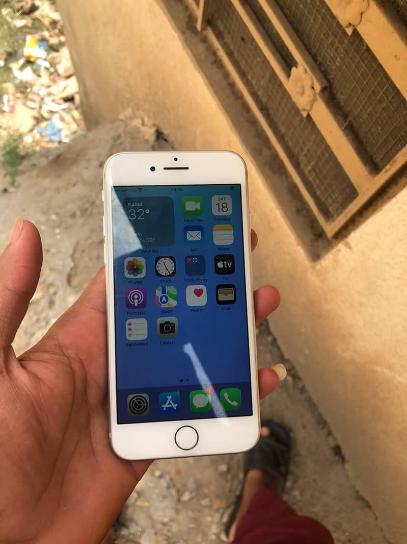 iphone 8 0