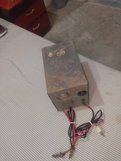 AC double battery UPS
