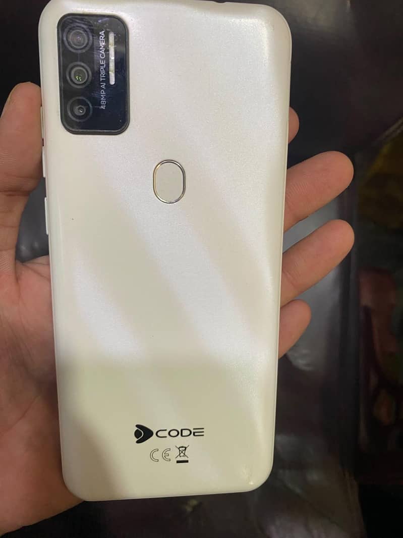 Dcode Cypher 8+128 0