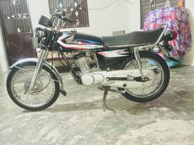 Honda 125cg 2015 modile 10by10 totelo original Calle not possible