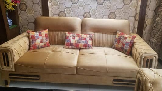 6 Seater Sofa Set – Excellent Condition