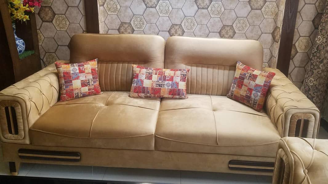 6 Seater Sofa Set – Excellent Condition 0