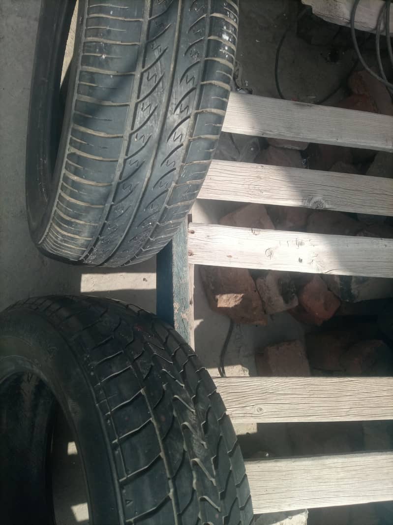 tyres size. 165/60/14. . . . 165/65/14. 3