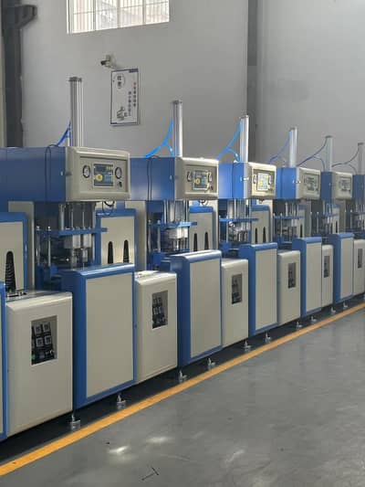 PET Bottle Blowing Machine Semi Auto , PET Bottle Making Machine