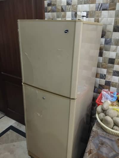 PEL refrigerator non inverter