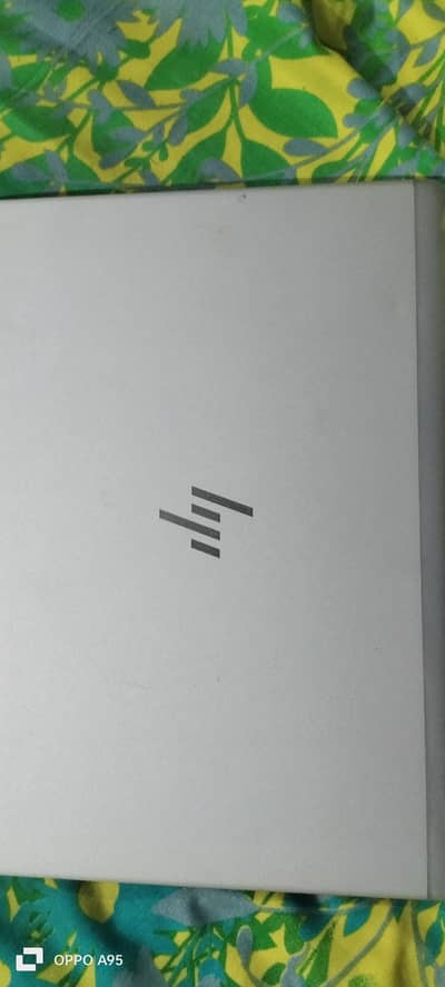 Hp elite book 840 g6 core i7 8th gen