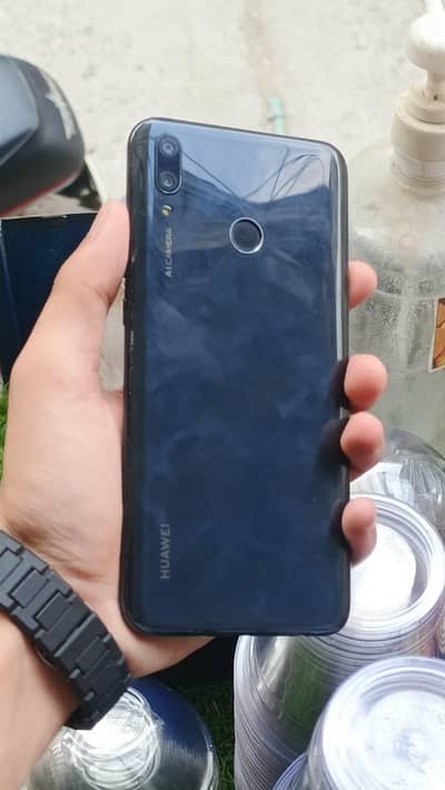 Huawei Y9