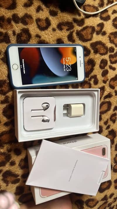 iphone 7 plus 128 GB  (no open no repair) (PTA approved) all ok