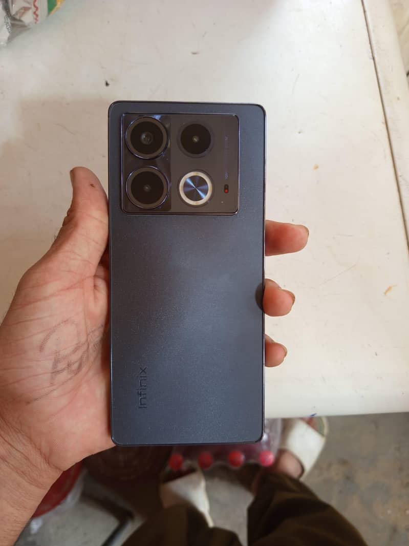Infinix Note 40 0