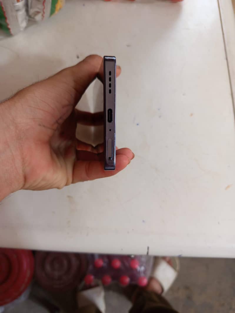 Infinix Note 40 4